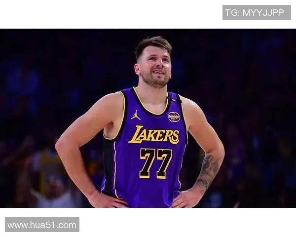 快船与湖人激战回顾收据揭示比赛精彩瞬间与球员表现